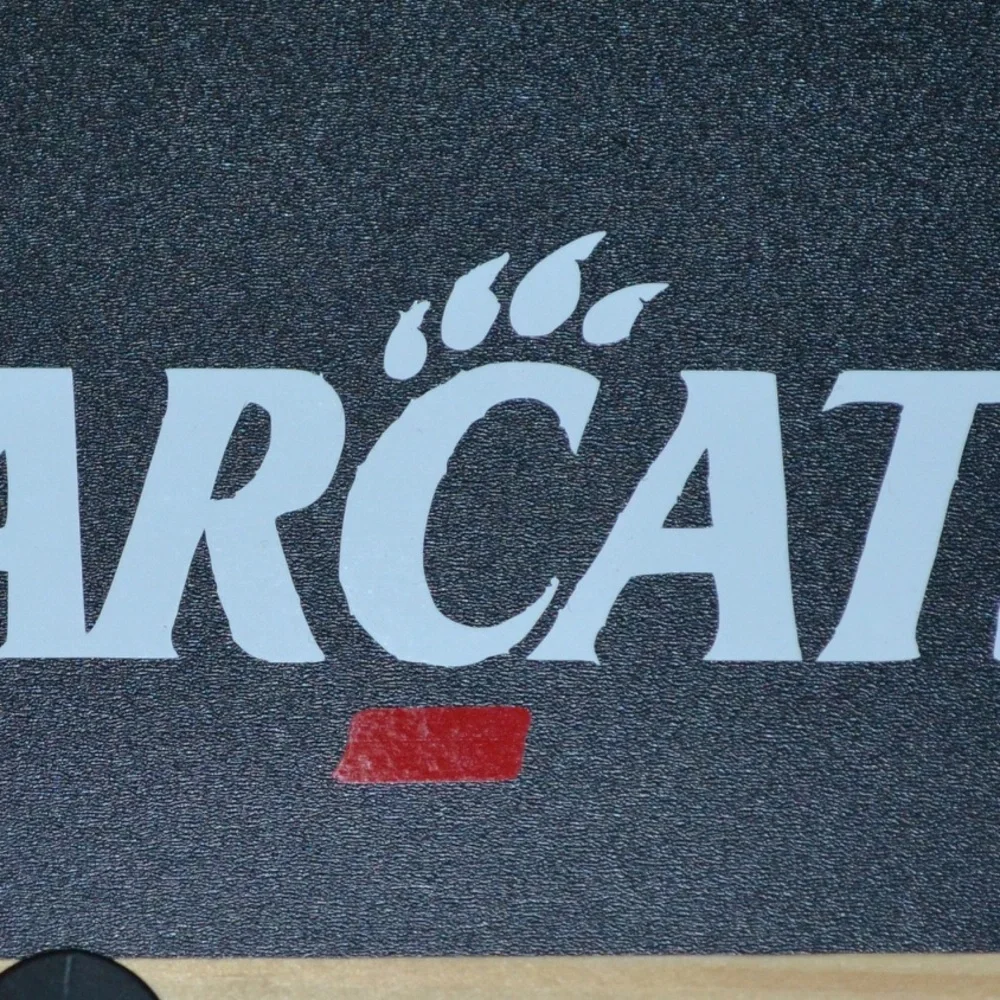 Cincinnati Bearcats black and red wooden wall hook decor
